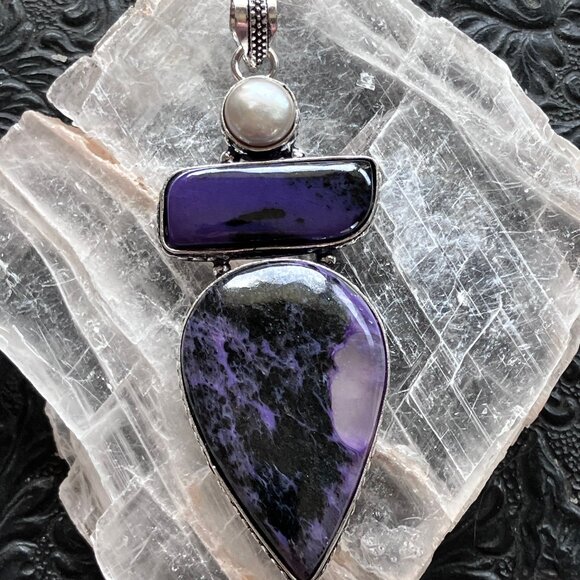 Pearl and Charoite Crystal Stone Jewelry Pendant - Picture 1 of 8